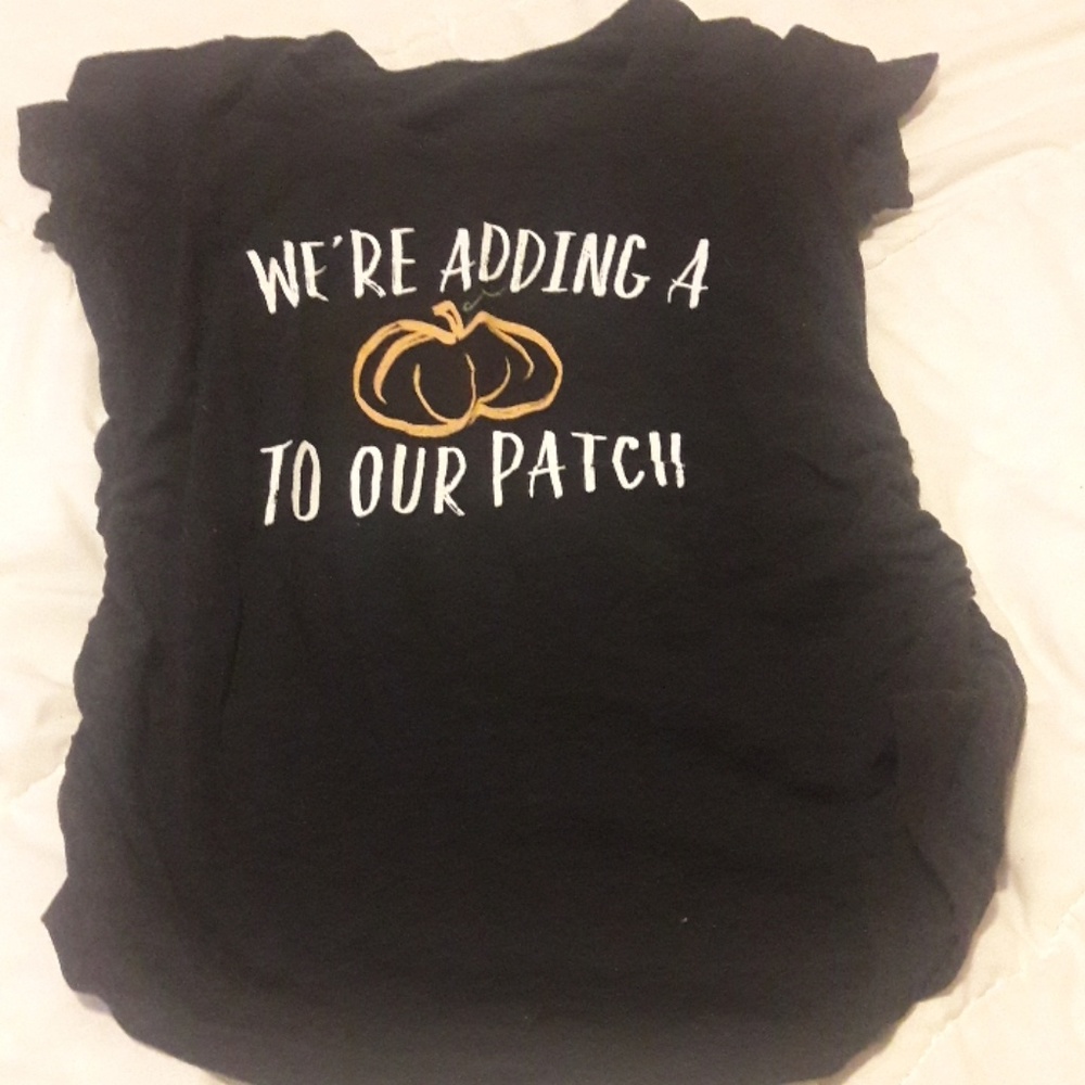 Maternity Short sleeve graphic tee